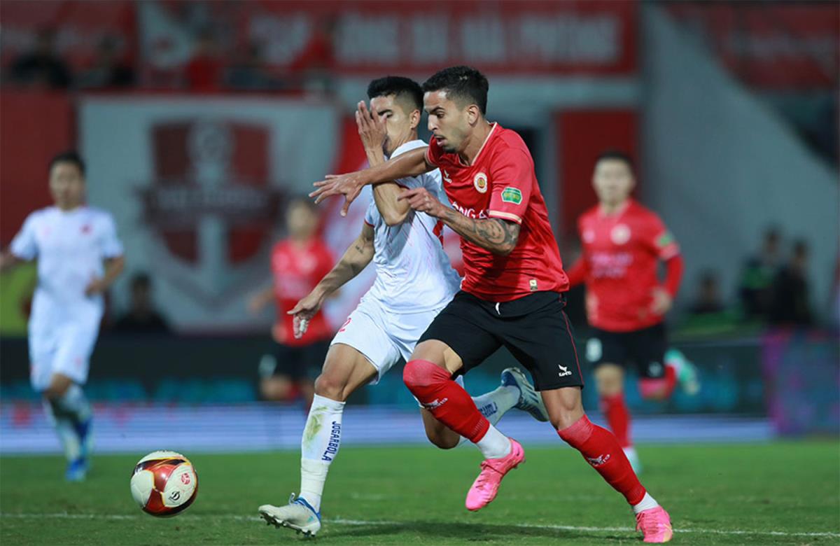 Nhận định soi kèo Hải Phòng vs CA Hà Nội lúc 19h15 ngày 15/9/2024 nhan-dinh-soi-keo-hai-phong-vs-ca-ha-noi-luc-19h15-ngay-15-9-2024-1