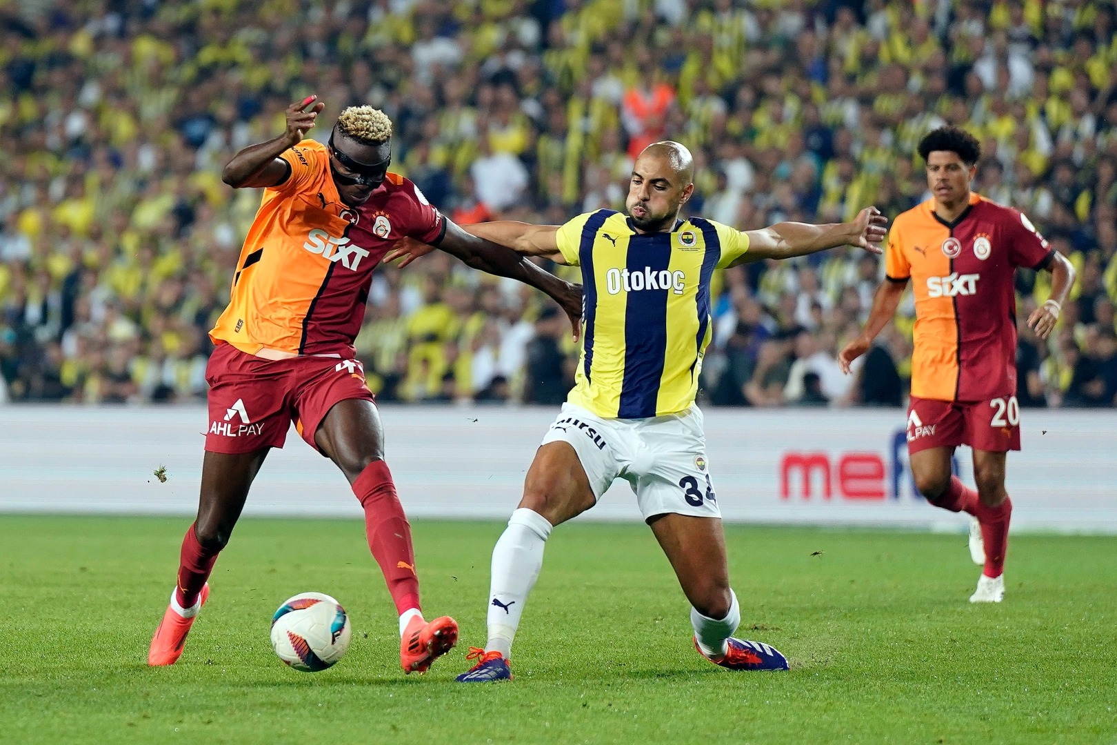 nhan-dinh-soi-keo-fenerbahce-vs-galatasaray-luc-00h00-ngay-2-12-2025-1